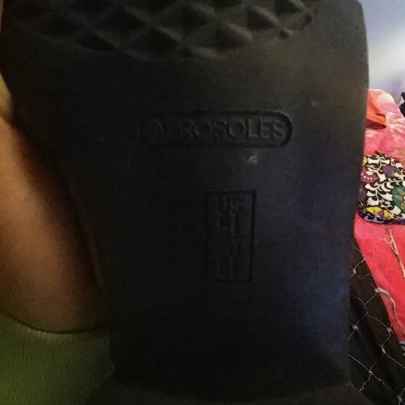 Sold 🎉🎉🎉 - Picture 2 of 2